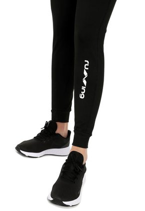 Pantalon-Jogger Negro Nivia