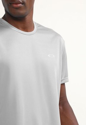 Camiseta Oakley Daily Sport III