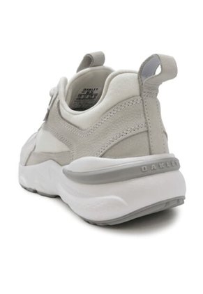 Tenis Oakley Navigate