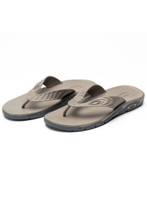 Sandalias Oakley Crowd 24