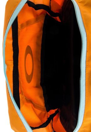 Morral Oakley Works Pack 20L Naranja