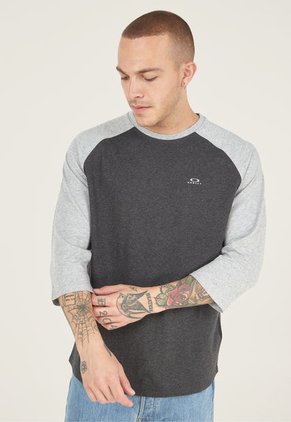 Camiseta Negro-Gris Oakley Relax Raglan ¾