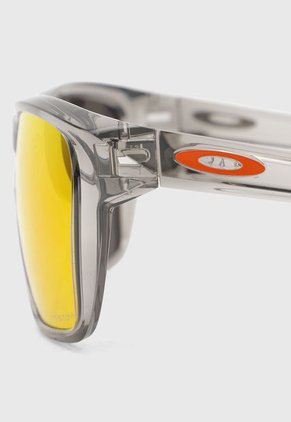 Gafas Deportivas Oakley Sylas Gris Traslúcido