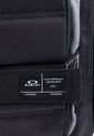 Morral Negro-Gris Oakley Enduro 30L 2.0 de Oakley