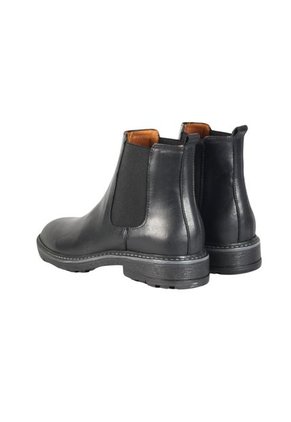 Botas Cuero Hombre Negro OCAi H0709