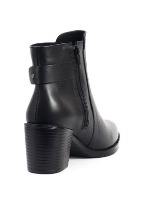Bota Mujer Cuero Negro OCAi Abigail