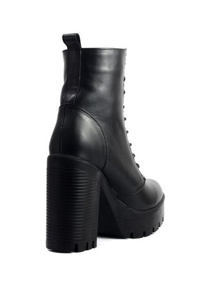 Bota Mujer Cuero Negro OCAi Kimberly
