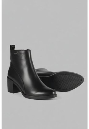 Botines Cuero Mujer Negro Ocai Gala 001