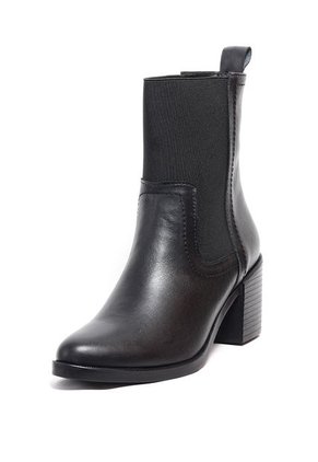 Bota Mujer Cuero Negro OCAi MA0125