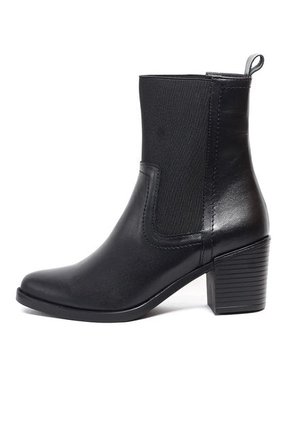 Bota Mujer Cuero Negro OCAi MA0125