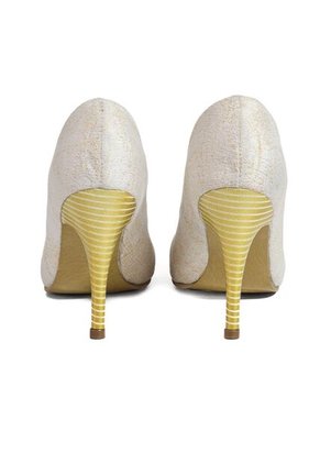 Tacón Dorado Suave Ocai Edna