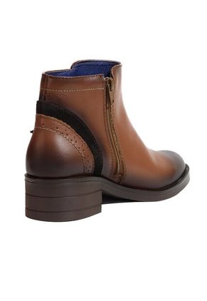 Botines Cuero Mujer Café Ocai Dakota