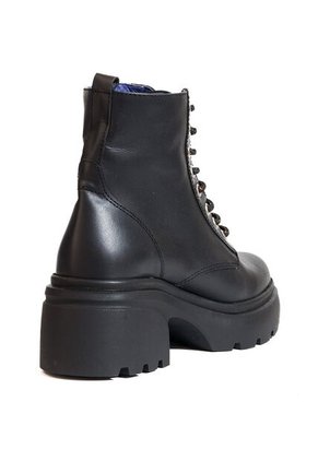 Bota En Cuero Mujer Negro Ocai Rebel