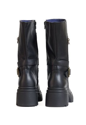 Bota En Cuero Mujer Café Ocai Jessie