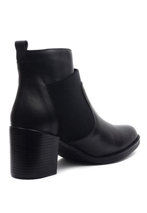 Botin Cuero Mujer Negro Ocai Sara 001