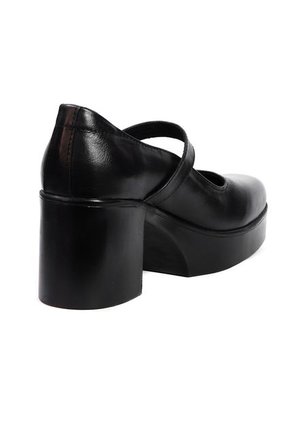 Zapatos Tacón Cuero Mafalda Negro Ocai Ginebra 001