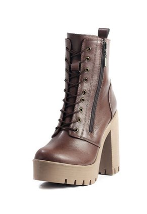 Bota Mujer Cuero Café OCAi Kimberly
