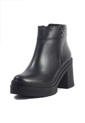 Botines Cuero Mujer Negro Ocai Diro 001