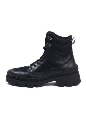 Bota Casual Negro Ocai Martina