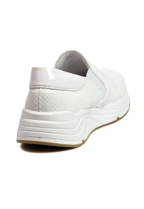 Mocasines Blanco Marian 002