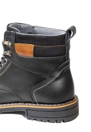 Botas Casuales Cuero Genuino Hombre Negro Carbón Ocai B102