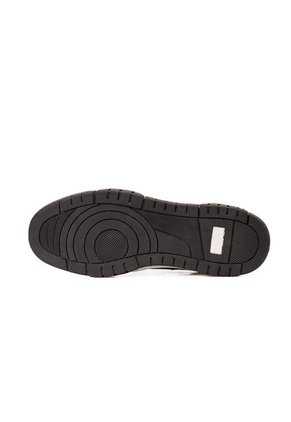 TENIS OP HOMBRE TRUL-H4 Talla 7