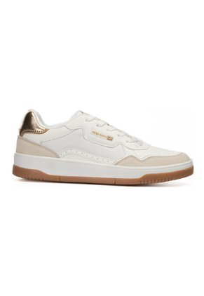 TENIS OP MUJER YARA-M1 Talla 9