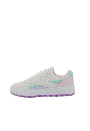Tenis Ocean Pacific VALERIA Color Rosa - Purpura - Azul