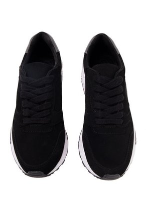 Tenis Negro  OFFCORSS