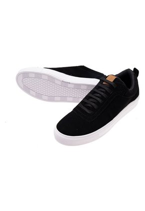 Zapato Negro  OFFCORSS