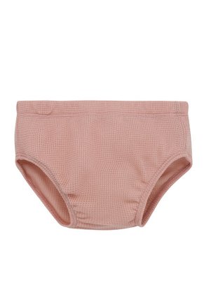 Conjunto Corto Rosado  OFFCORSS