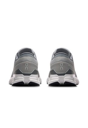 Tenis On Cloud X 4 Hombre-Gris