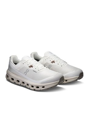 Tenis On Cloudvista 2 Waterproof Hombre-Beige