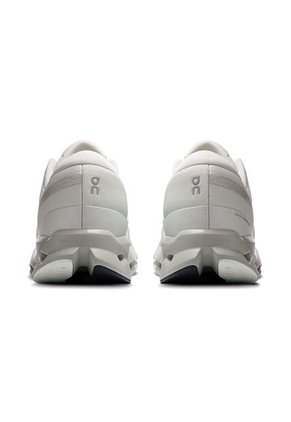 Tenis On Cloudsurfer 2 Hombre-Gris