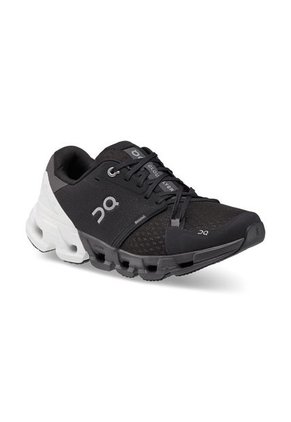 Tenis On Cloudflyer 4 Wide Mujer SP-81.98663 W 5.5 Negro