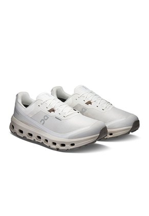 Tenis On Cloudvista 2 Waterproof Hombre-Beige