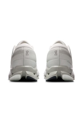 Tenis On Cloudsurfer 2 Hombre-Gris
