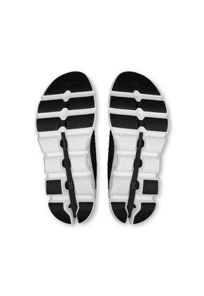 Tenis On Para Mujer Cloudswift 4 3WF10110299-7 Negro