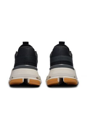 Tenis On Cloudnova Form 2 Hombre 3ME30151430-11  Negro 