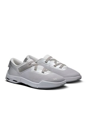 Tenis On De Mujer Cloudnova Moon X Zendaya Y Law Roach 3WG10743290-7 Gris