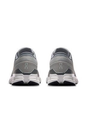 Tenis On Cloud X 4 Hombre-Gris