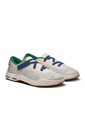 Tenis On De Mujer Cloudnova Moon X Zendaya Y Law Roach 3WG10745461-6.5 Blanco