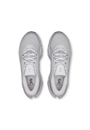 Tenis On De Hombre Cloudrunner 3 3MG10071536-10.5 Gris