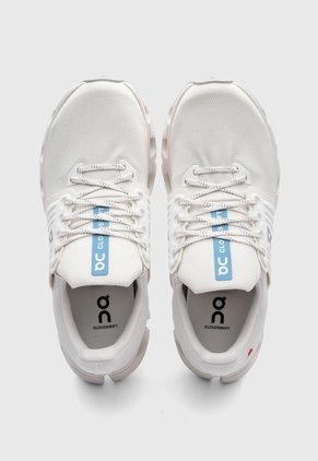 Tenis Running ON Cloudswift 4 AD Marfil