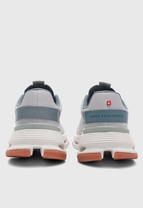 Tenis Lifestyle ON Cloudnova Form 2 Gris