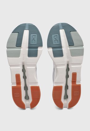 Tenis Lifestyle ON Cloudnova Form 2 Gris
