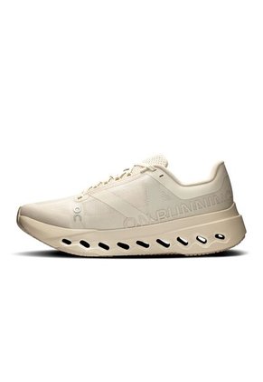 Tenis On De Mujer Cloudsurfer Next 3WE30054292-6.5 Beige