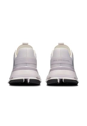 Tenis On Cloud Nova Form 2 Tt Hombre 3MF10730622-11 Gris