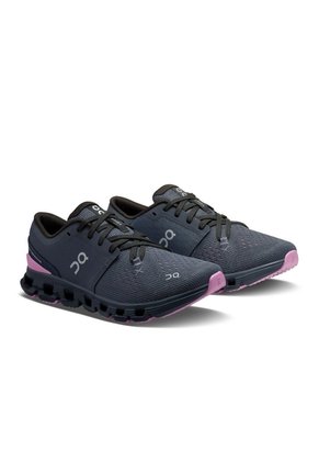 Tenis On Cloud X 4 Mujer-Gris Oscuro