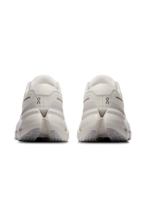 Tenis On Cloudrunner 3 Mujer-Blanco Perla